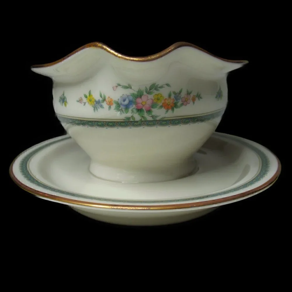 Noritake - Amenity (#7228) - Gravy Boat with Attached Underplate - Picture 2 of 6